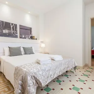 T2, Tirso De Molina, Luminoso Y Tranquilo Appartement